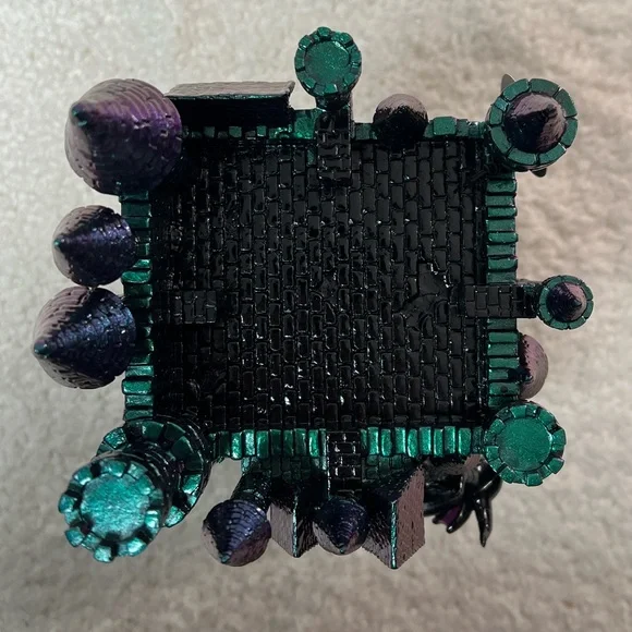 B&BW Disney Villains Maleficent Black & Purple Dragon Castle Candle Holder - Picture 11 of 12